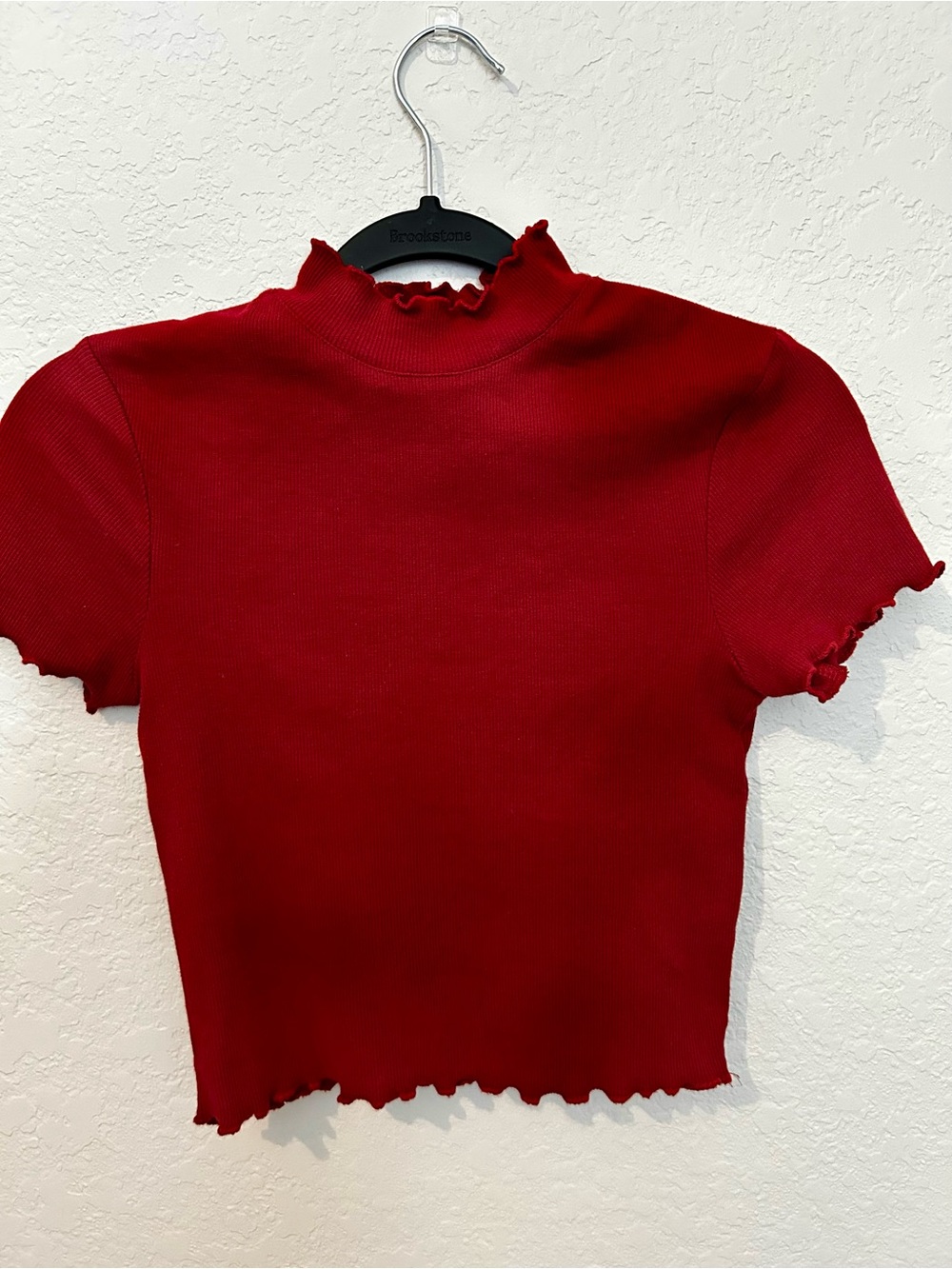 Zine Clothing Red Ribbed Lettuce-Edge Mock Neck Crop Top
